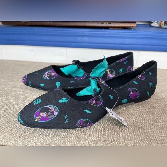New! Torrid Shoes | Torrid X . Size 9.5 Disney Villains Mary Jane Flats - Picture 1 of 5